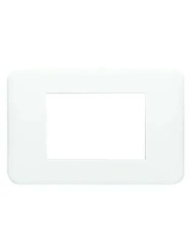 Legrand Cross series 3-seater white plate 680543